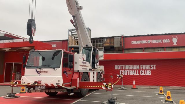 ✅ Available for all your lifting needs
✅ Basic CPA hire 
✅ Full contract lifts
✅ Competitive prices

📞Call our office on 01636 816633
Or 
👷🏻‍♂️Call Paul direct on 07933 822578

www.ses-engineering.co.uk
Paul@ses-engineering.co.uk

#cranehire #lifting #crosshire #crane #cpa #contractlift #newark #nottinghamshire #lincolnshire #derbyshire #yorkshire #eastmidlands #liftsupervisor #slinger #safetyfirst #liftplan #majesticroofingcladding